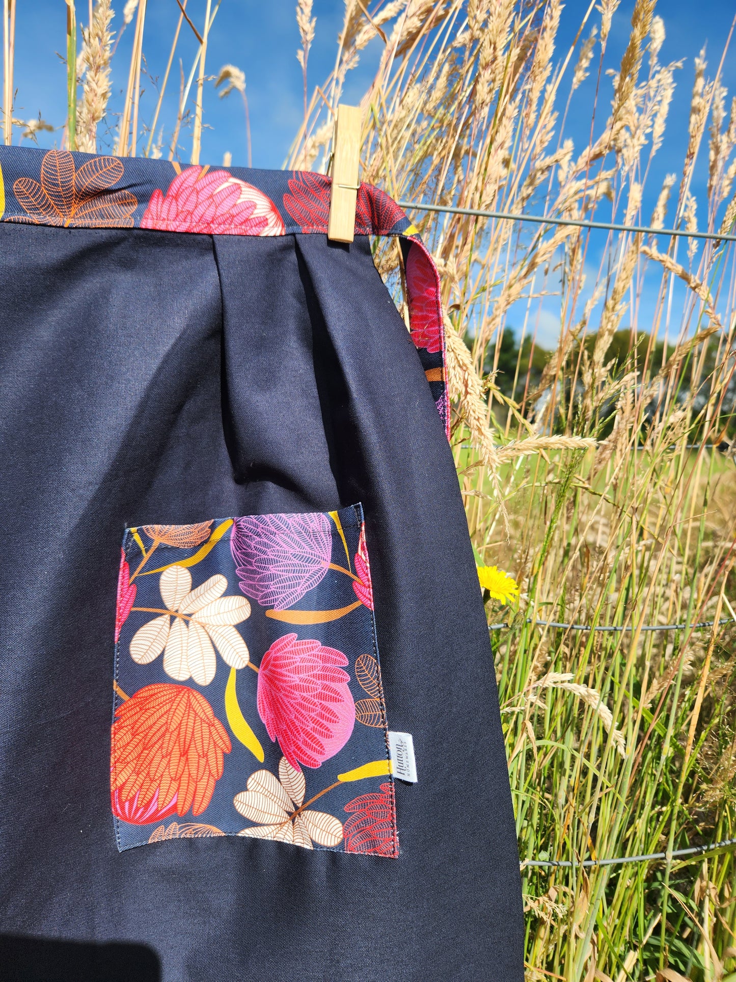 EOL half aprons