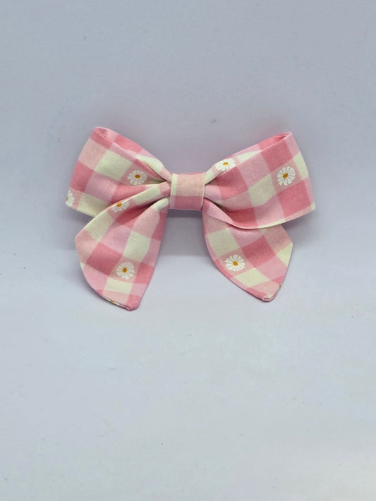 Ella bow