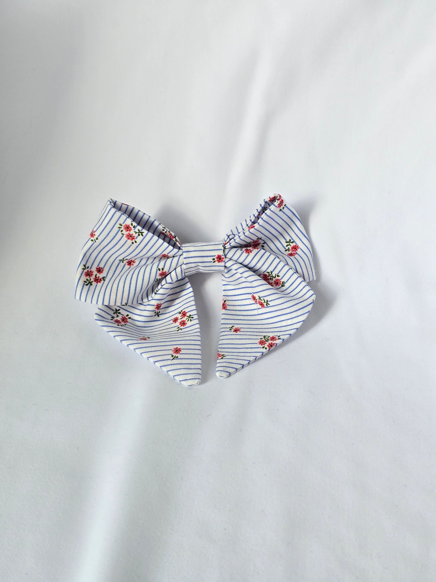Ella bow