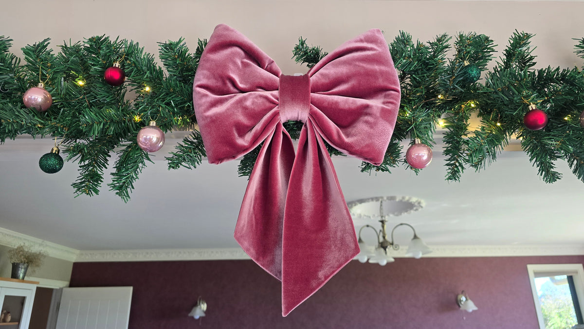 *PRE ORDER* Christmas Bows