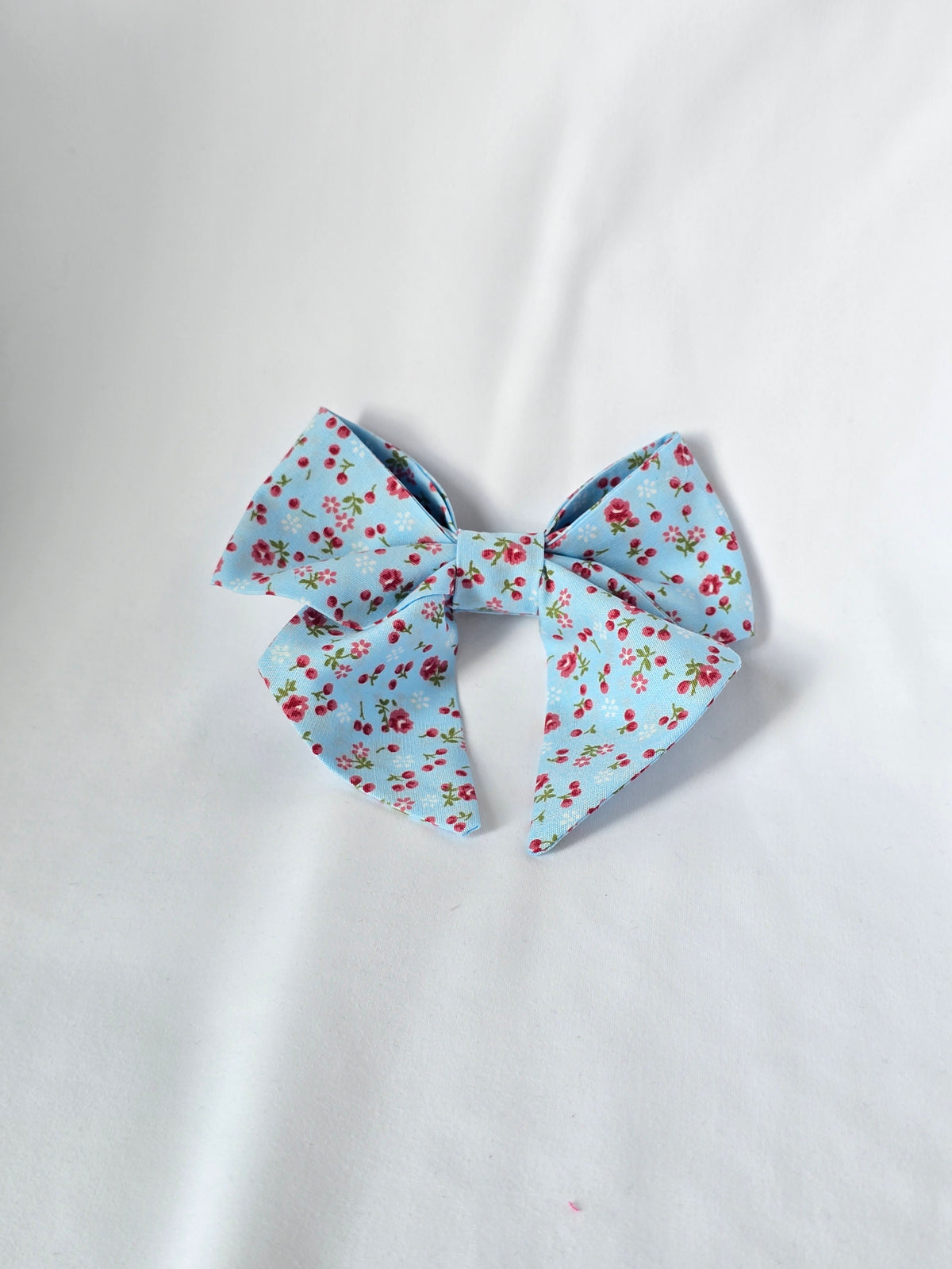 Ella bow