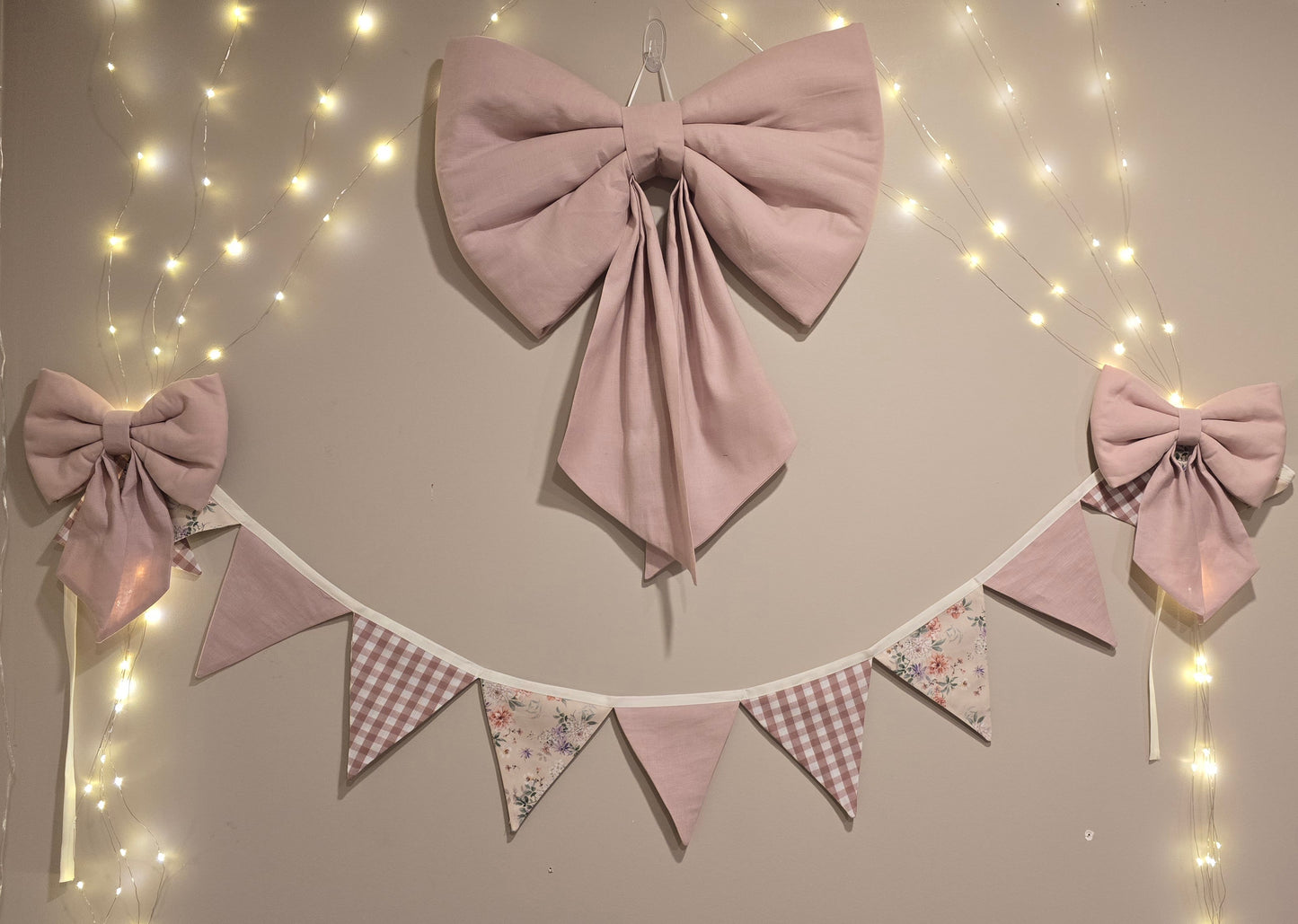 Fabric bunting