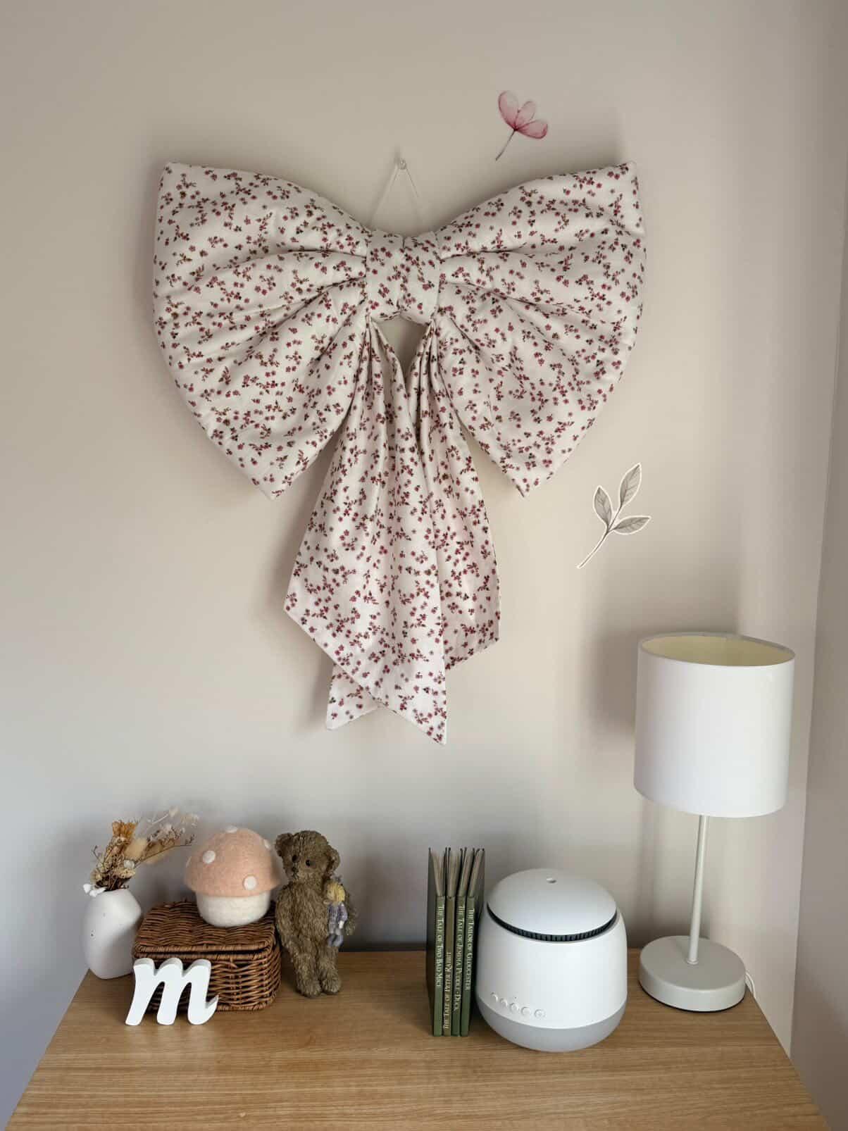Wall Bows